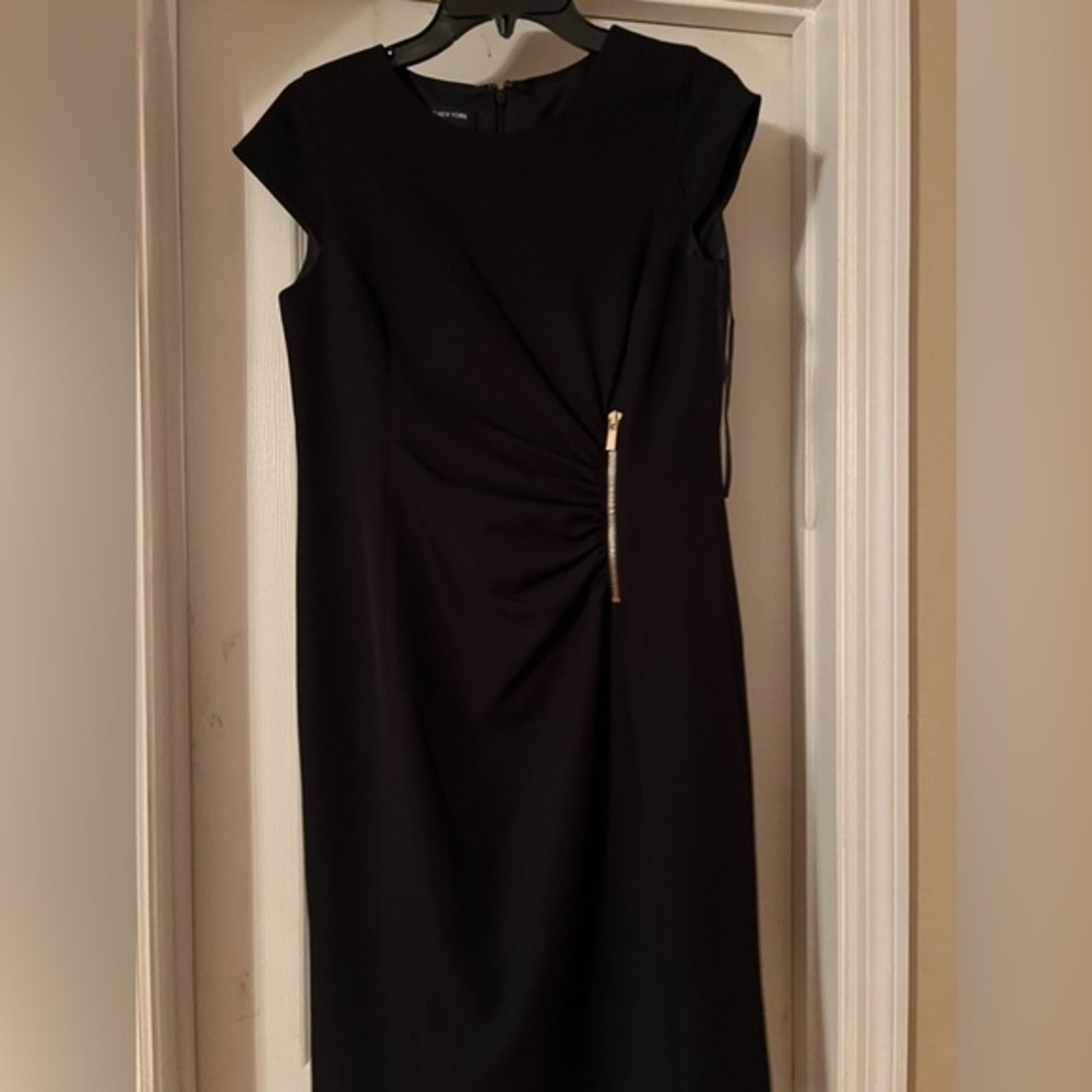 Jones New York Black Side Ruched Dress with Zip Detail, size 4